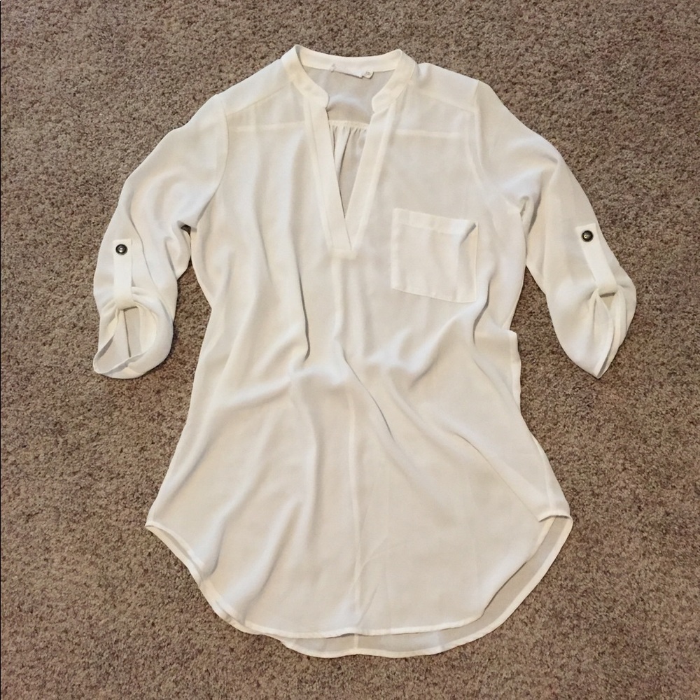 Lush, High-Low, roll-tab sleeve blouse